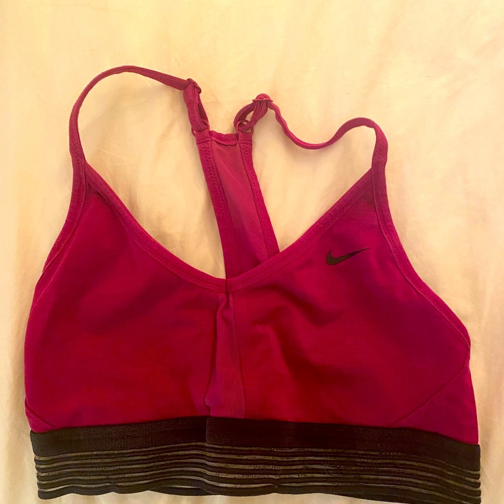 NIKE SPORTSBRA